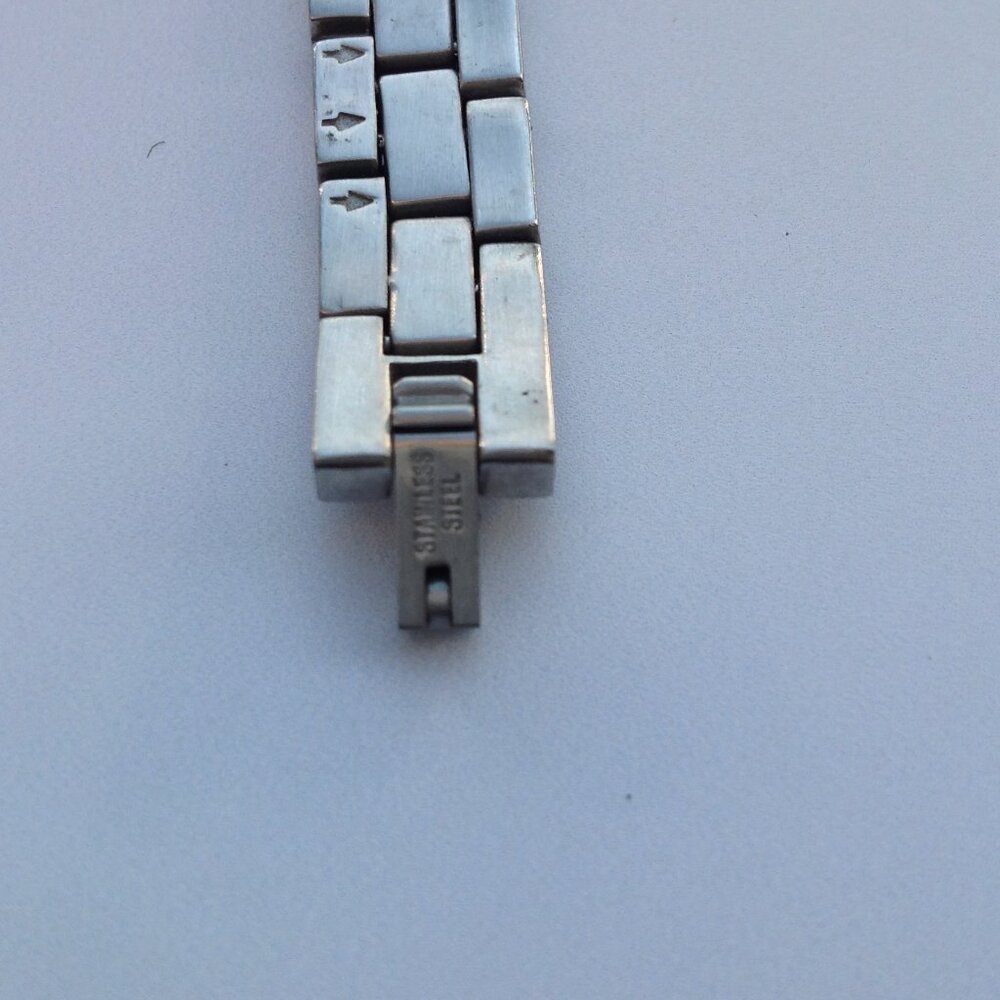 Michael Kors Watch Branded Face Silver Bracelet for Ladies - Picture 14 of 16